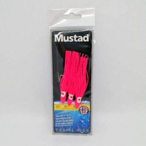 Mustad Daylight Pink Squid sea fishing rig with 3 hooks
